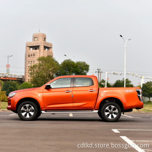 AMT 5Seats Diesel Pickup D-Max RZ4E 4WD 2WD 1.9T Global RZ4E μεταχειρισμένα αυτοκίνητα
